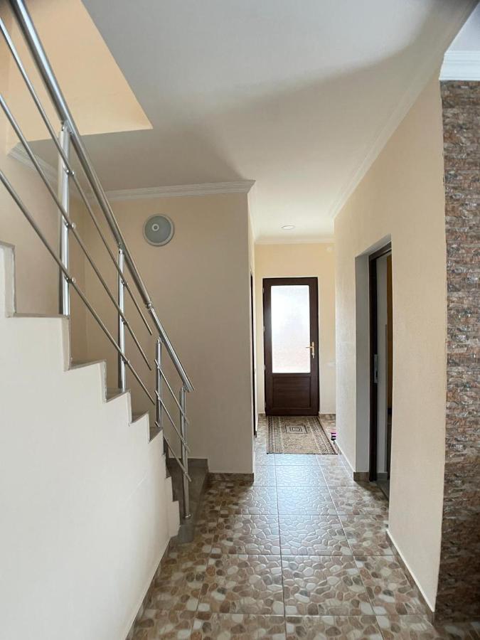 Villa In บาคูเรียนี ภายนอก รูปภาพ